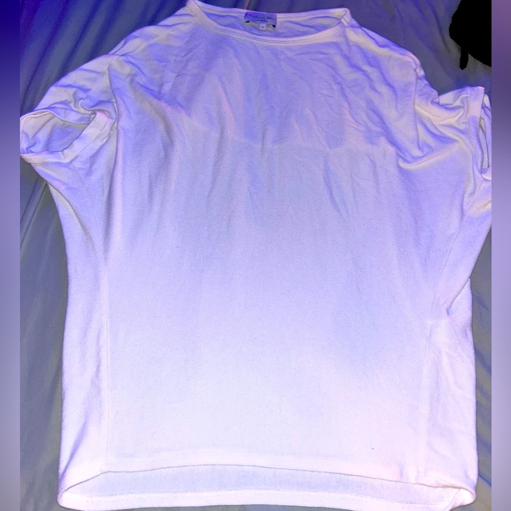 plain white flow tee